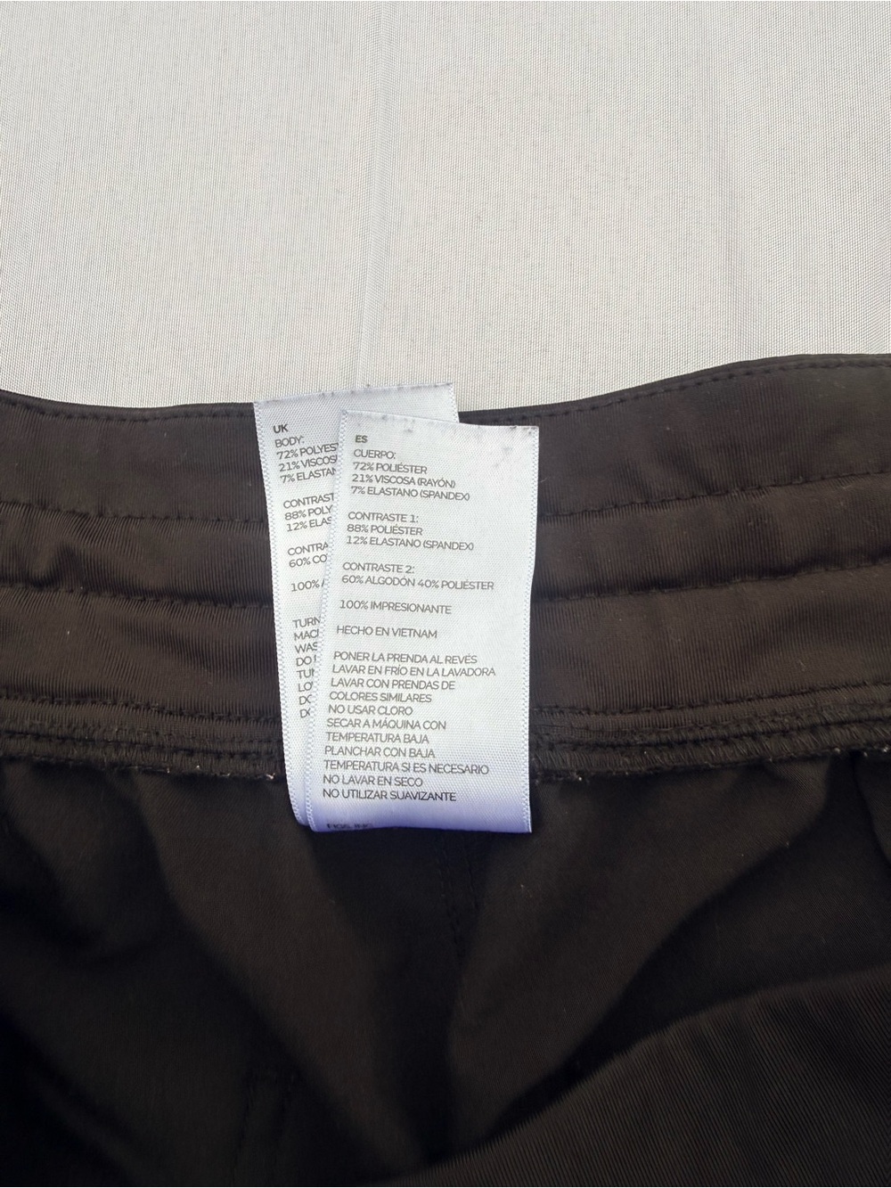 #73 Figs Black Alloy-Trim Drawstring Scrub Pants-size(3x) - Picture 4 of 7